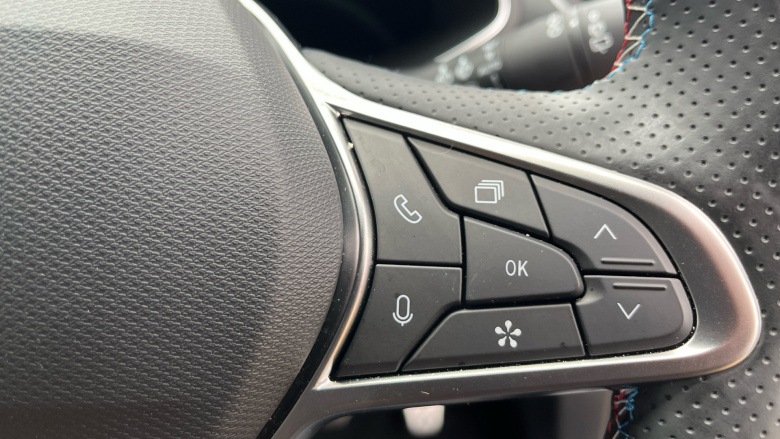 Renault Symbioz 1.6 E-Tech FHEV 145 Techno Esprit Alpine 5dr Auto Hybrid Estate